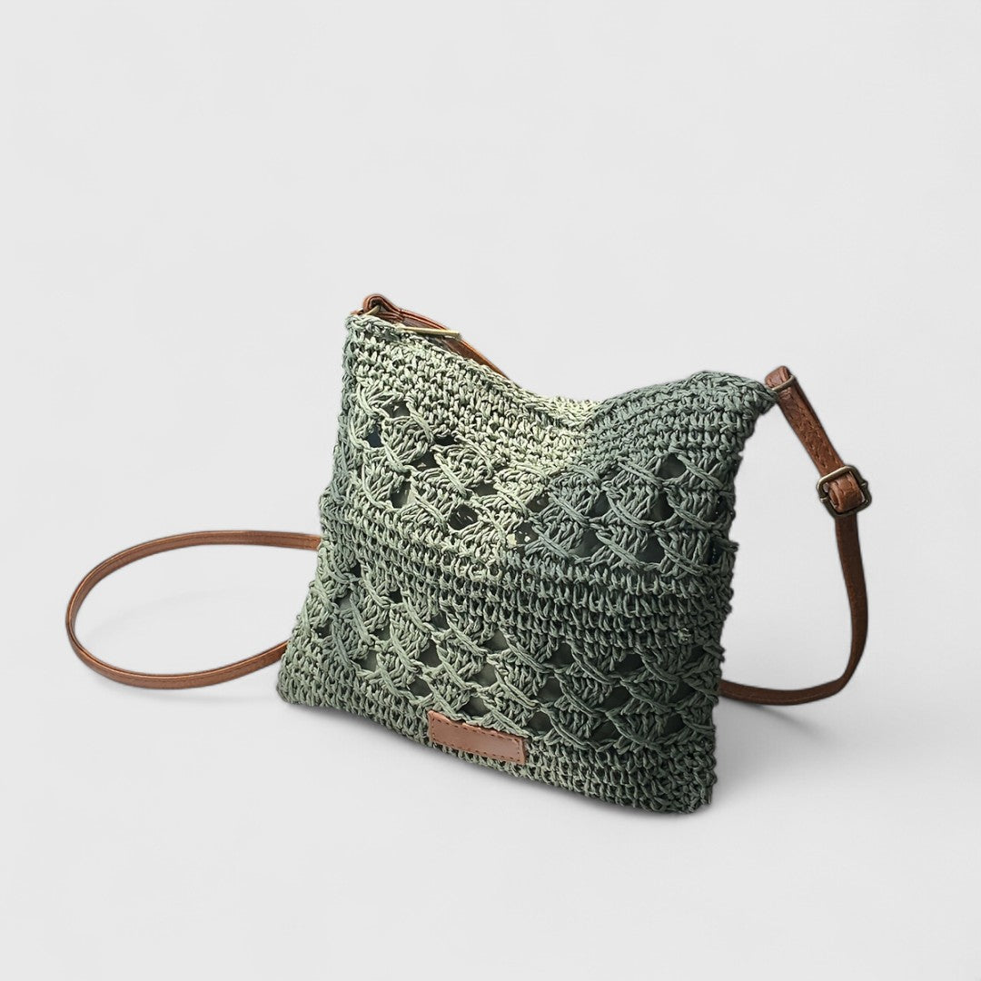 Sola - Torebka na ramię z szydełkowym wzorem