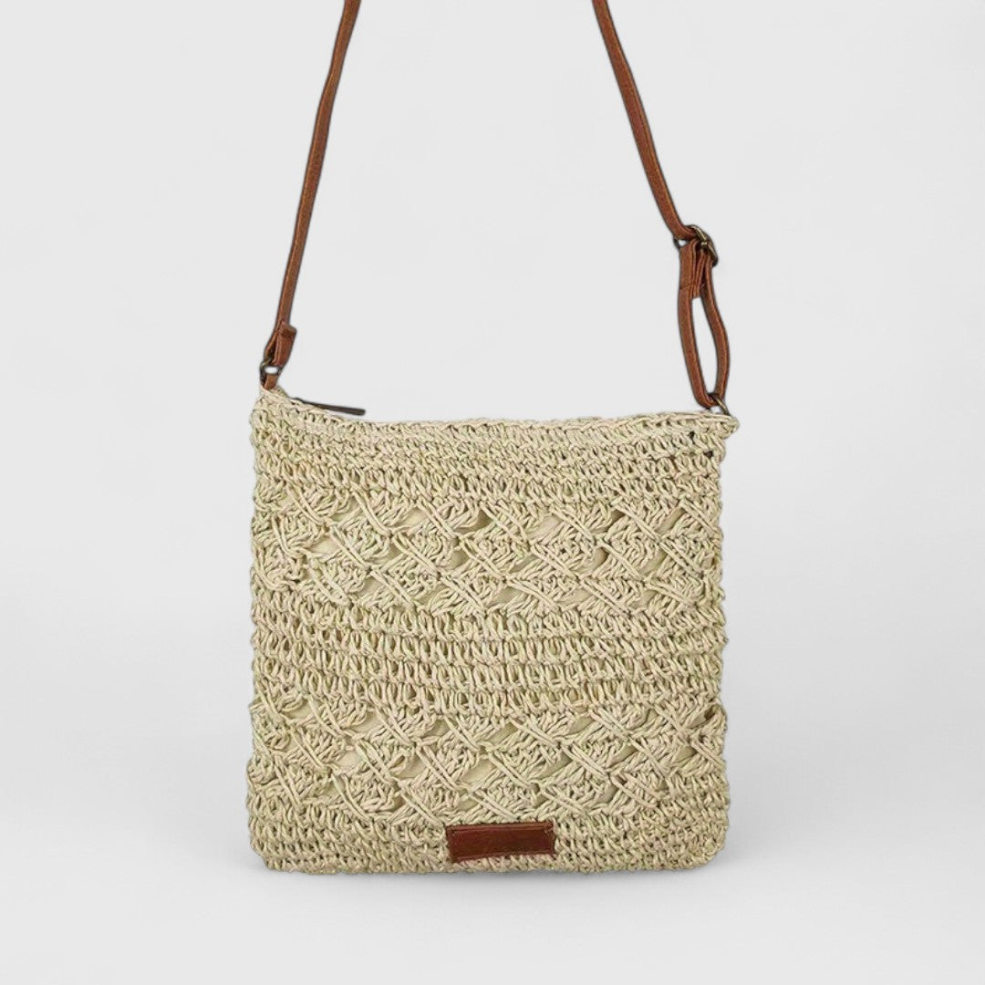 Sola - Torebka na ramię z szydełkowym wzorem