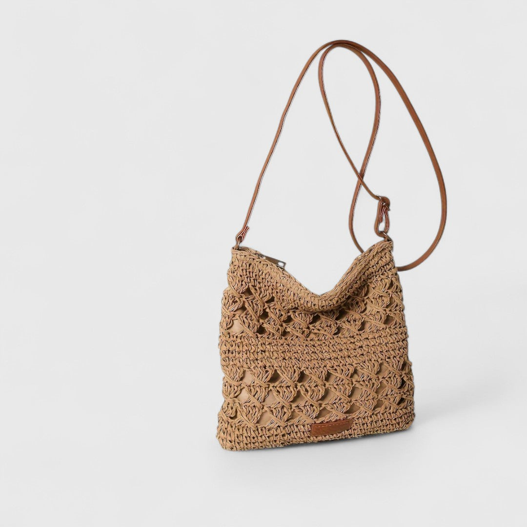 Sola - Torebka na ramię z szydełkowym wzorem