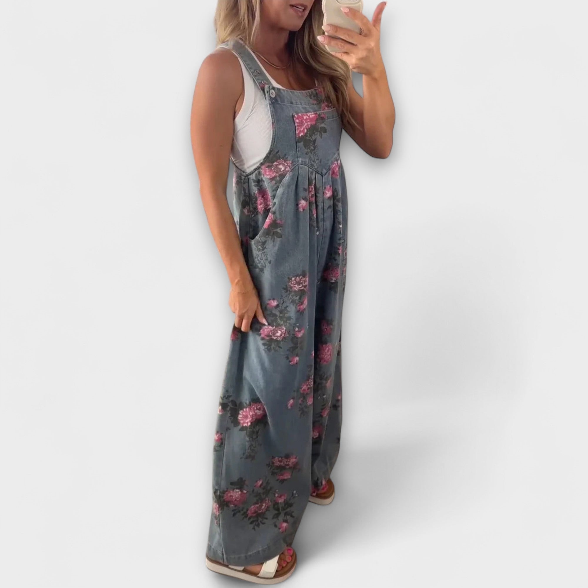 Wysokie spodenki z kwiatowym nadrukiem