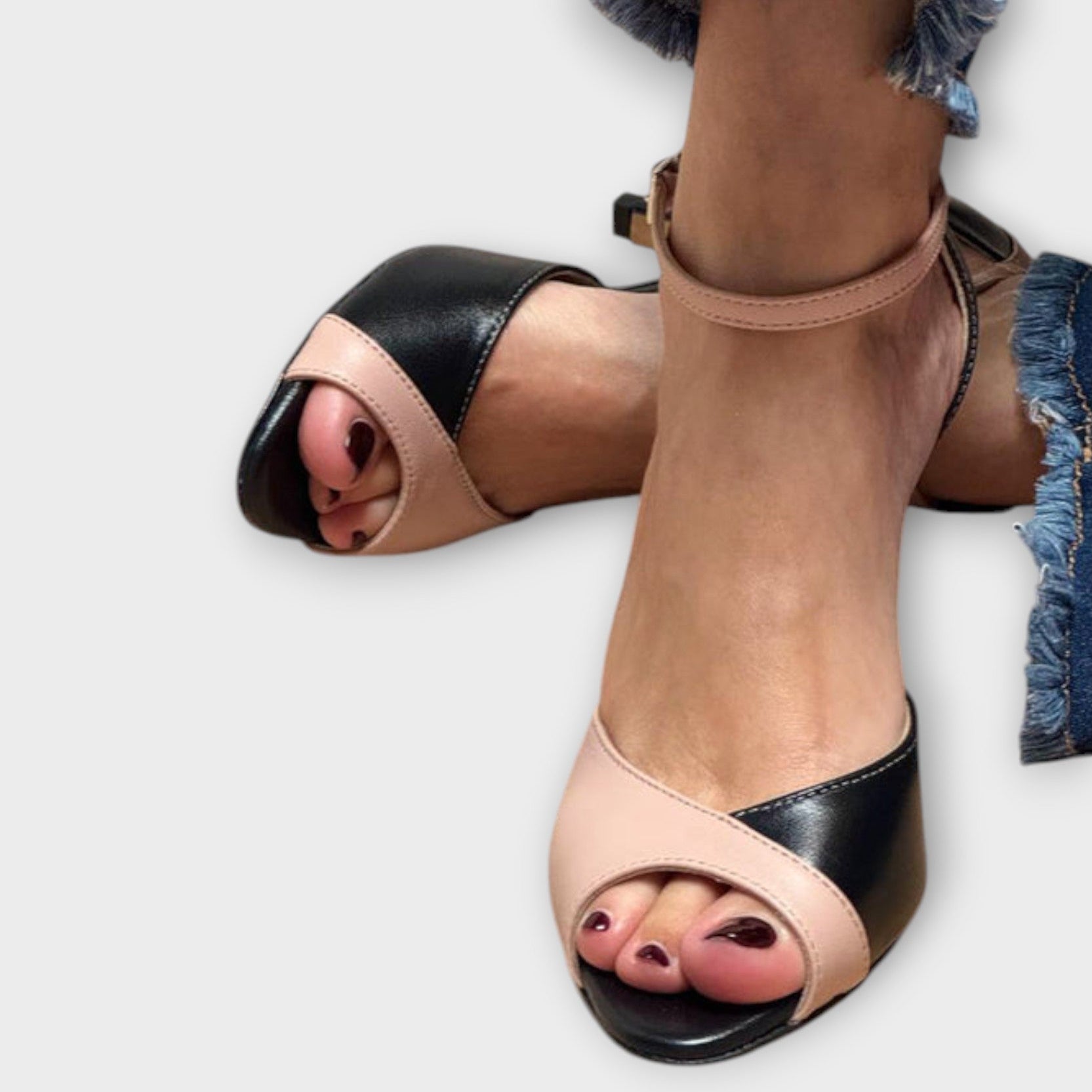 Elss – Eleganckie Szpilki w Dwóch Kolorach