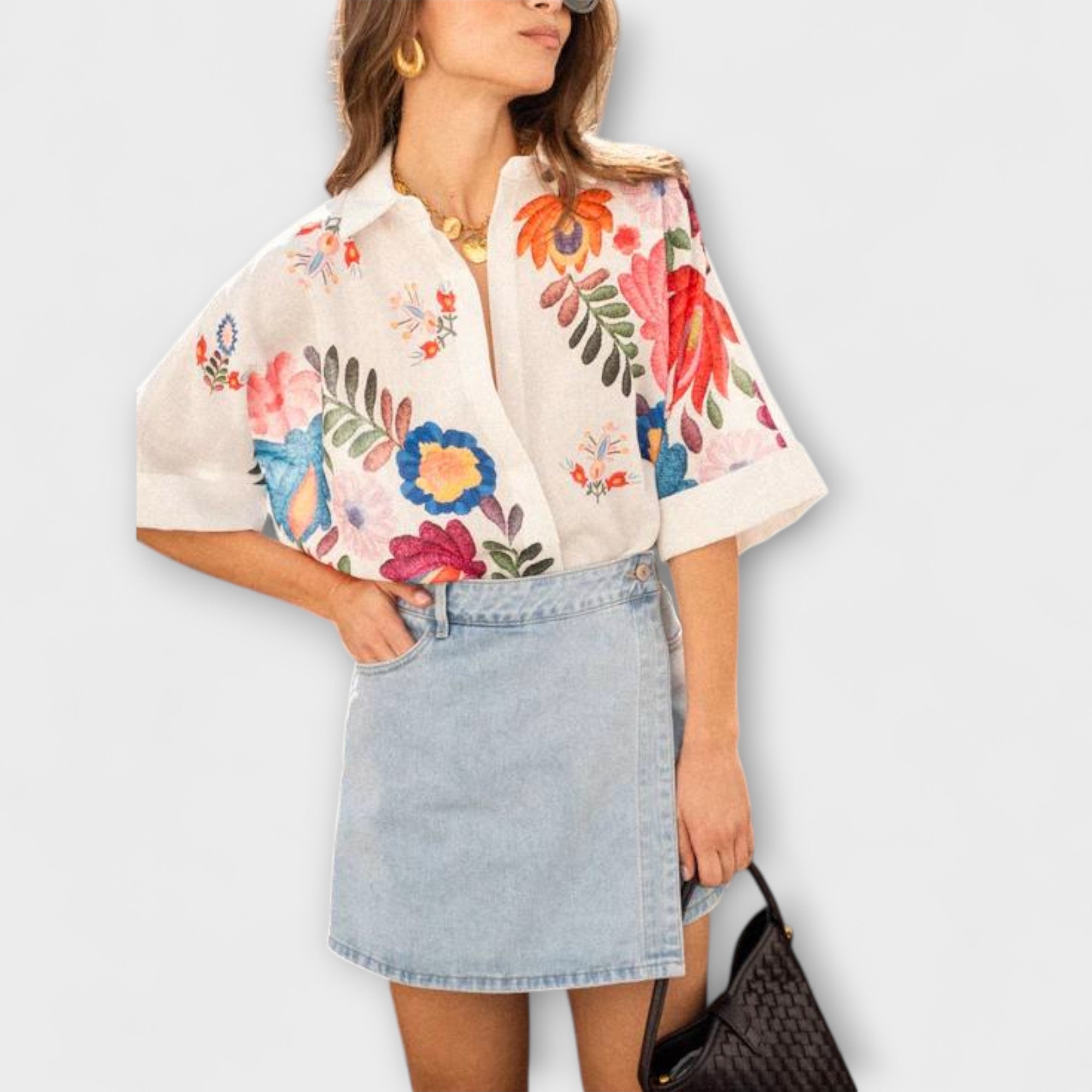 Krótka bluzka boho Carla w kwiatowy wzór