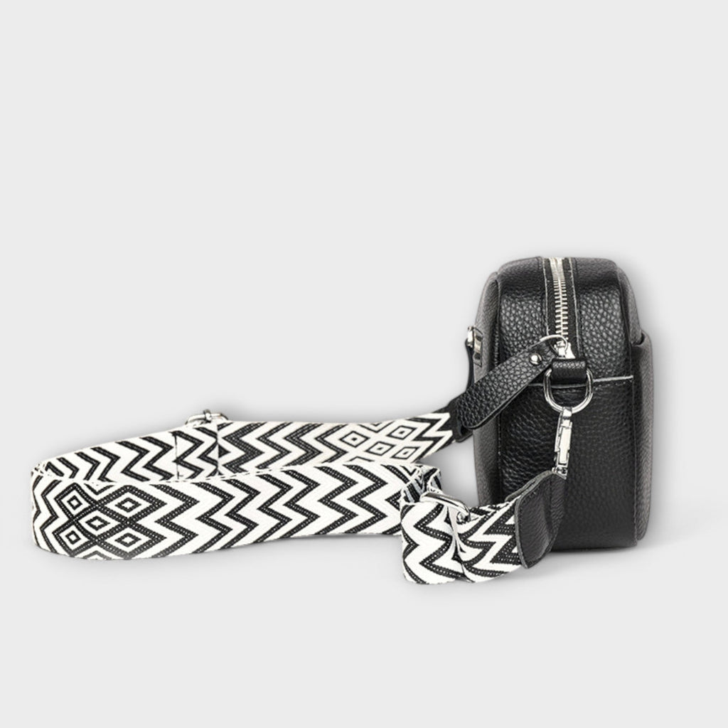 Mini torebka na ramię - elegancka i funkcjonalna